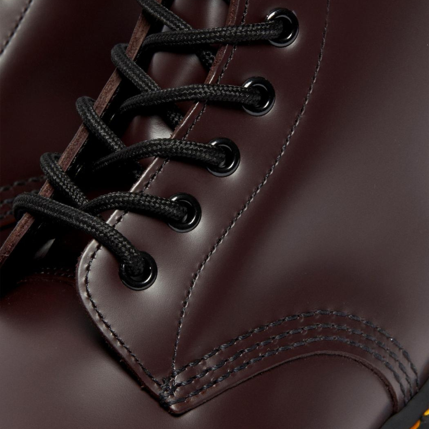 Bota de mulher Dr. Martens 1460 em Burgundy