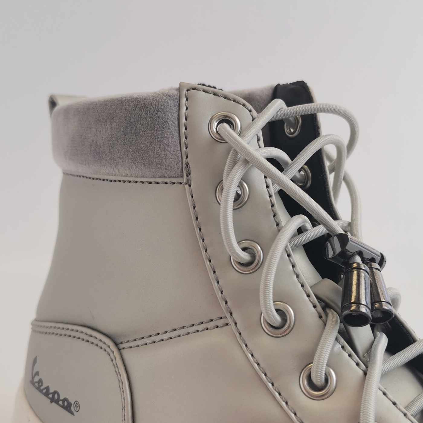 Women's Vespa Touring Gray Shoes