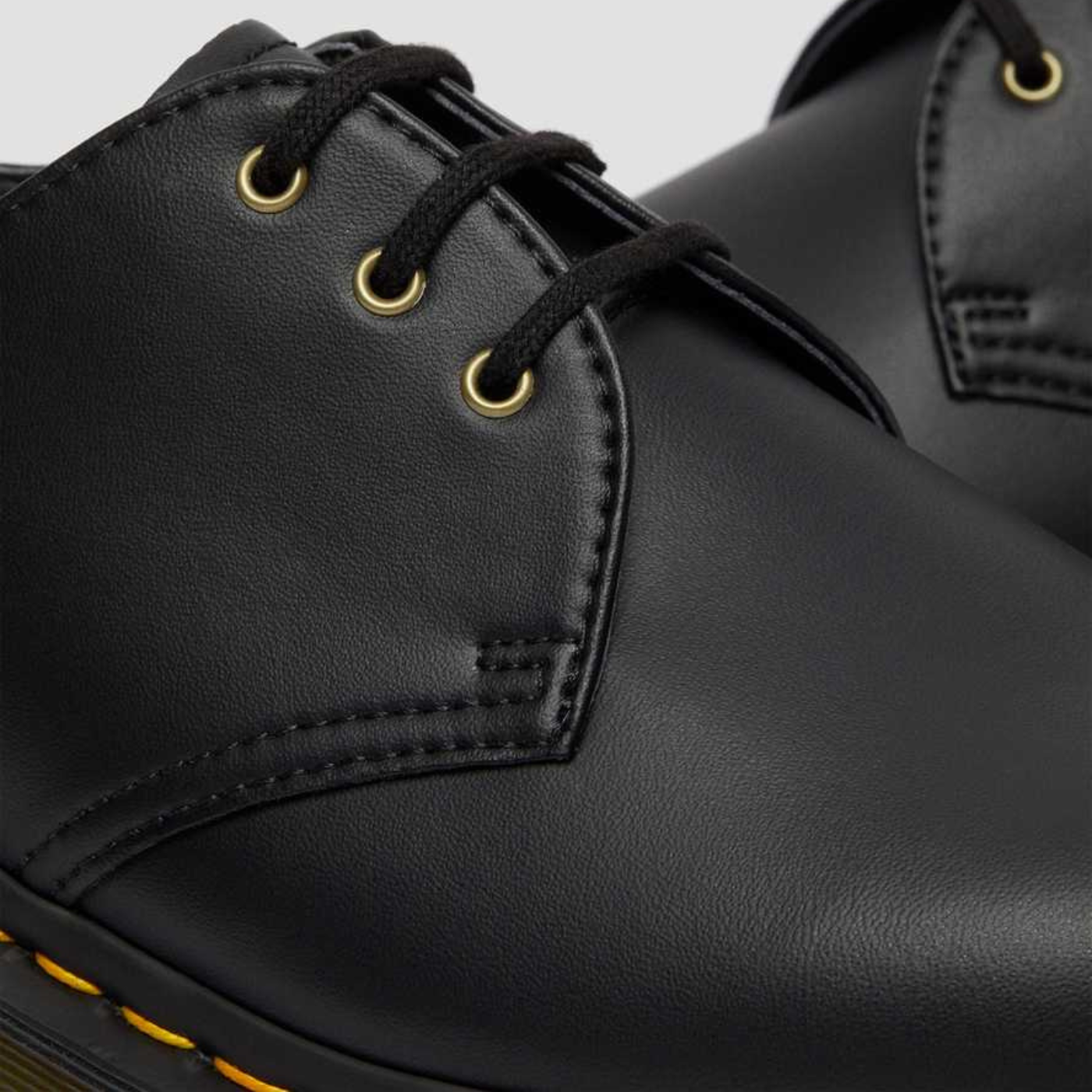 Zapato 1461 Vegan Dr. Martens