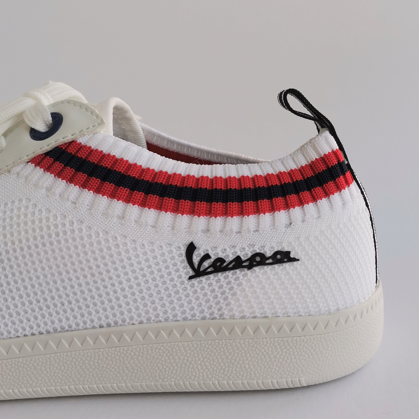 Vespa Pop White Women's Sneakers