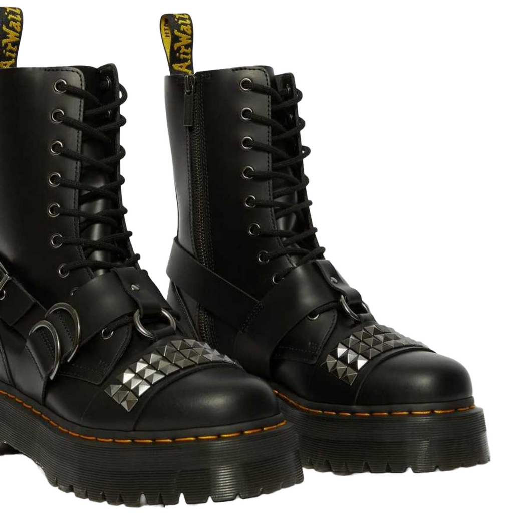 Botas de plataforma con tachuelas Jadon Dr. Martens
